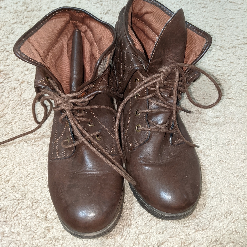Sz. 10 Rock and Candy Ankle Boots